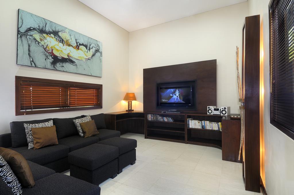Villa Delapan Canggu  Luaran gambar