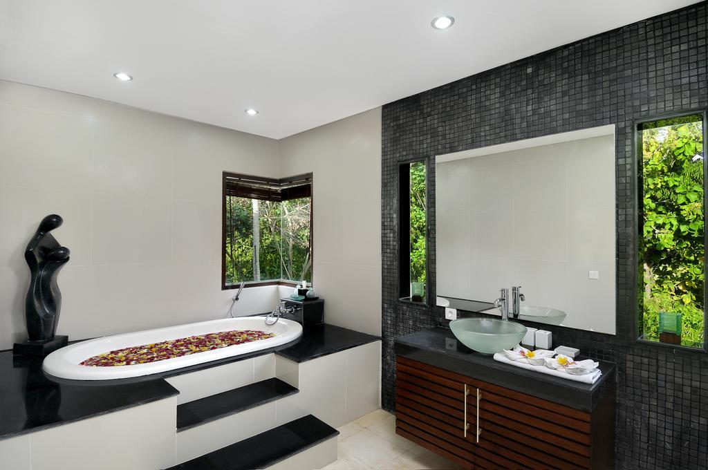 Villa Delapan Canggu  Luaran gambar